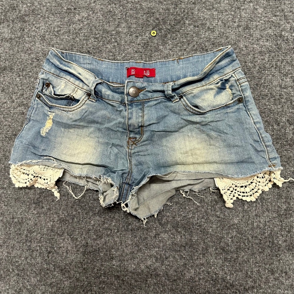 Forever 21 Shorts Womens Size 28 Distressed Crochet Lace Trim Denim Cut-Offs